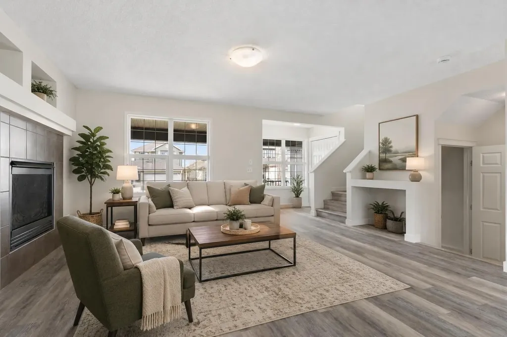 202 Sunset Heights Cochrane AB T4C0C9