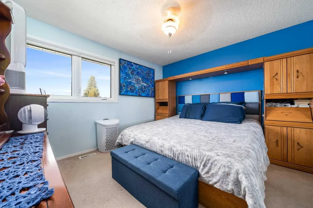 10 Rossmere Place SE Medicine Hat AB T1B2L6