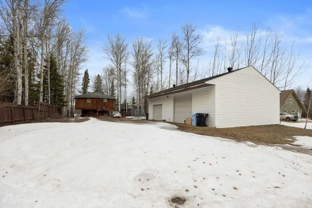 16 Gregoire Avenue Gregoire Lake Estates AB T0P 1J0
