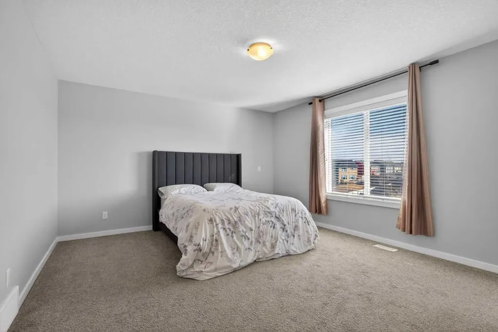 126 Bayview Circle SW Airdrie AB T4B 4H2