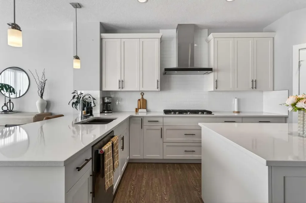 126 Bayview Circle SW Airdrie AB T4B 4H2