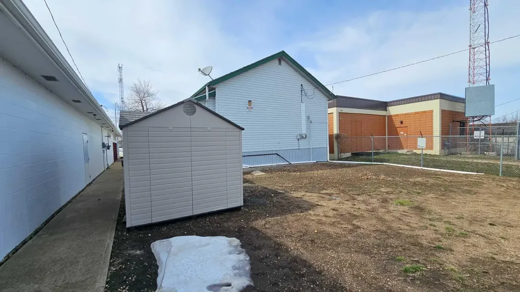 5005 Royal Street Coronation AB t0c1c0