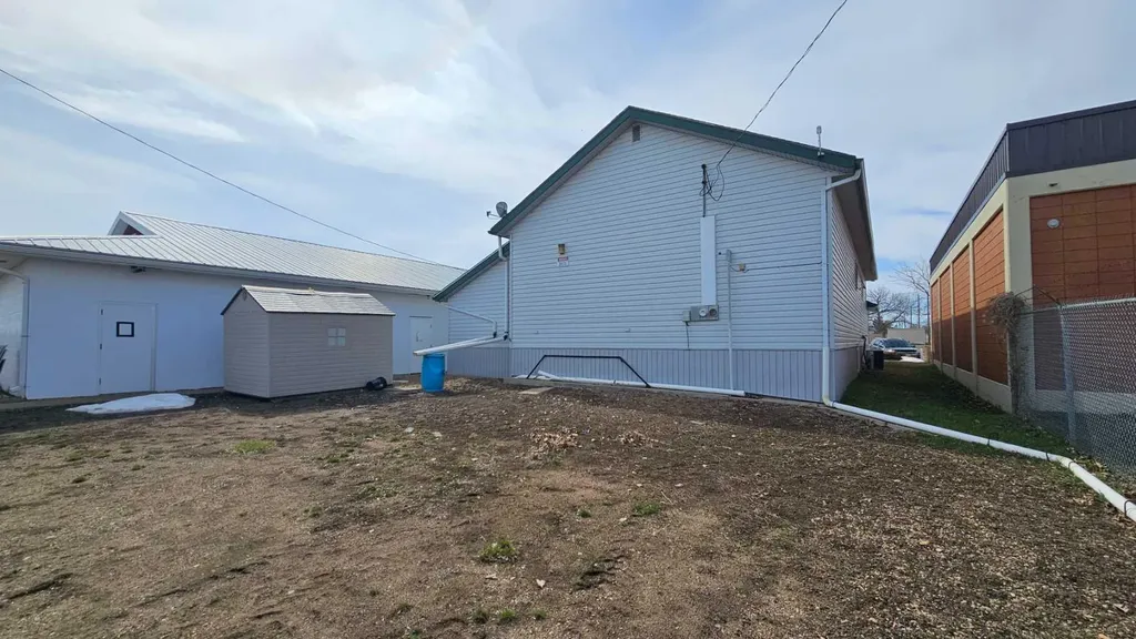 5005 Royal Street Coronation AB t0c1c0