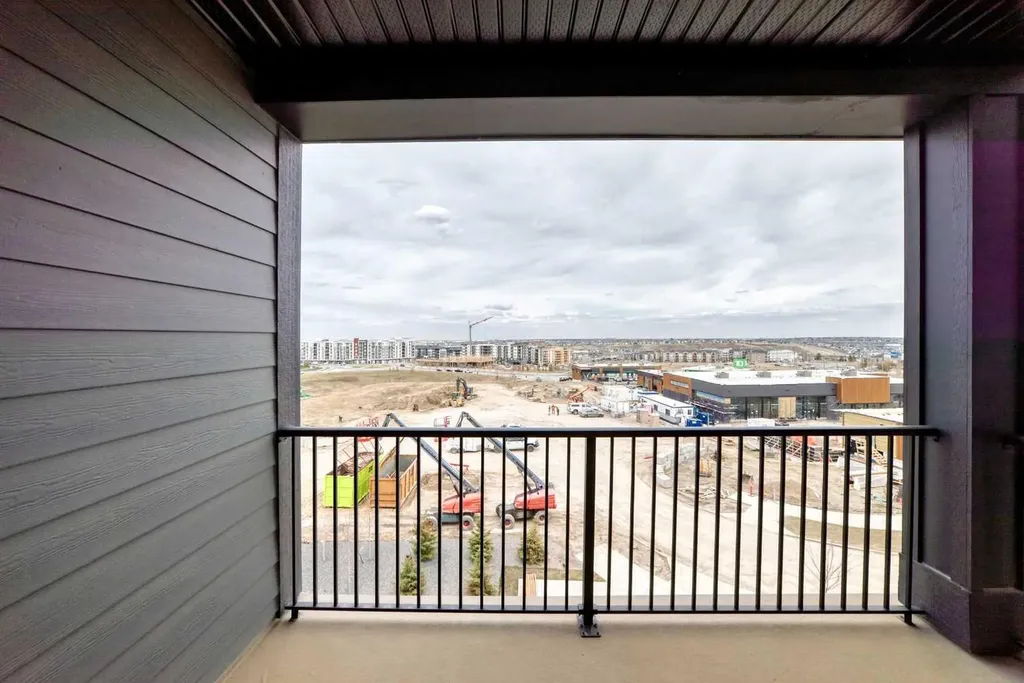 30 Sage Hill Walk NW Calgary AB T3R 2A9
