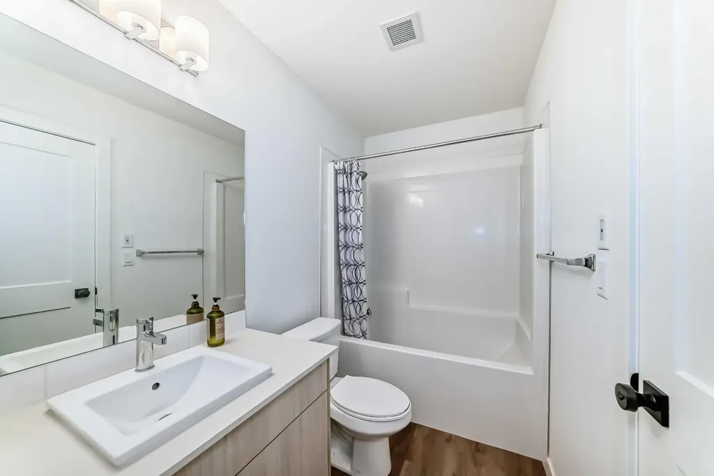 30 Sage Hill Walk NW Calgary AB T3R 2A9