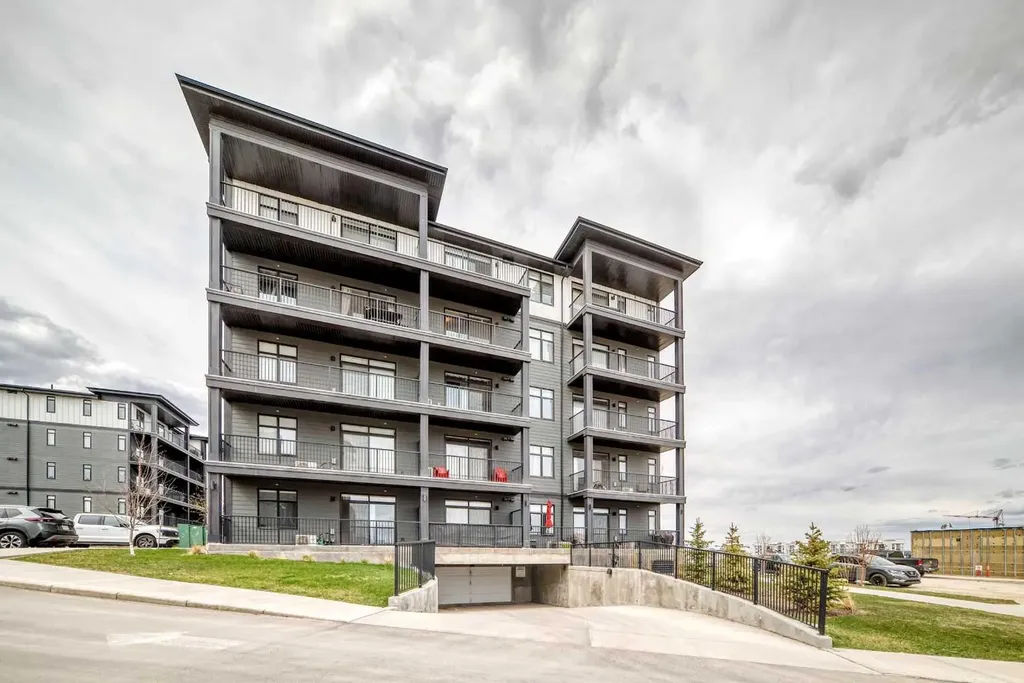 30 Sage Hill Walk NW Calgary AB T3R 2A9