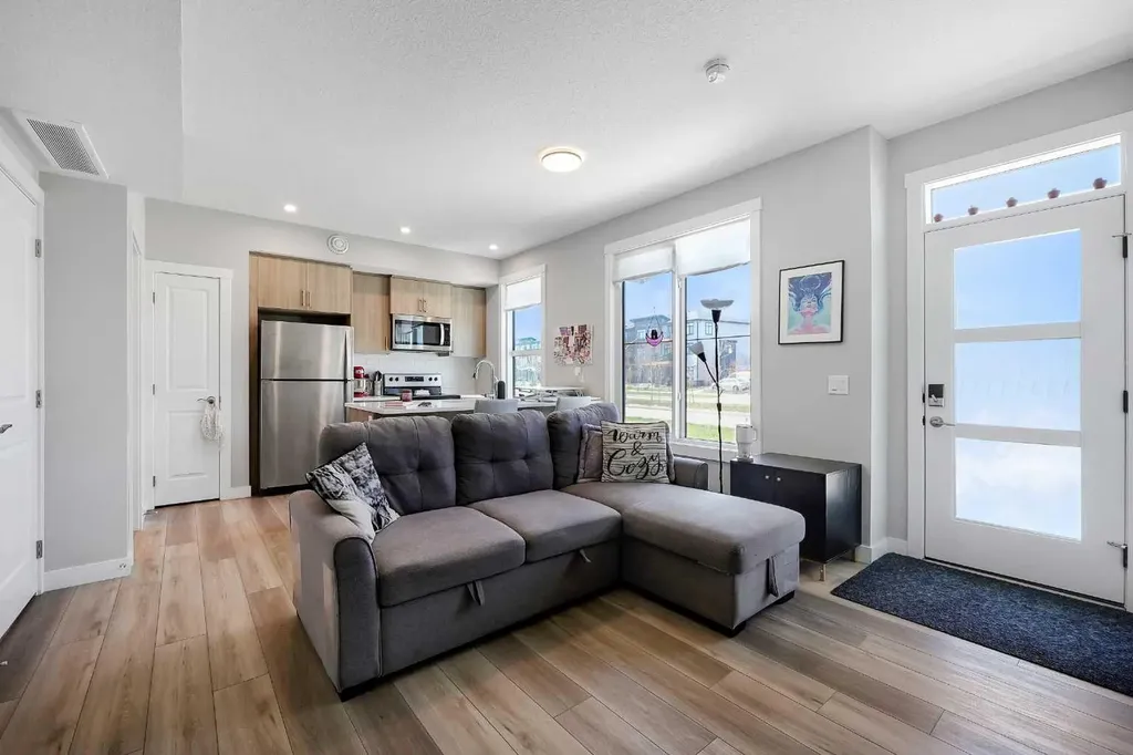 20944 Seton Way SE Calgary AB T3M 3T8