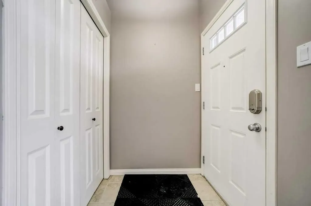 121 Mt Sundance Crescent W Lethbridge AB T1J 0L4