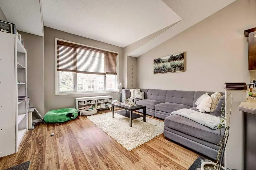 121 Mt Sundance Crescent W Lethbridge AB T1J 0L4