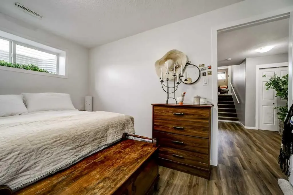 121 Mt Sundance Crescent W Lethbridge AB T1J 0L4