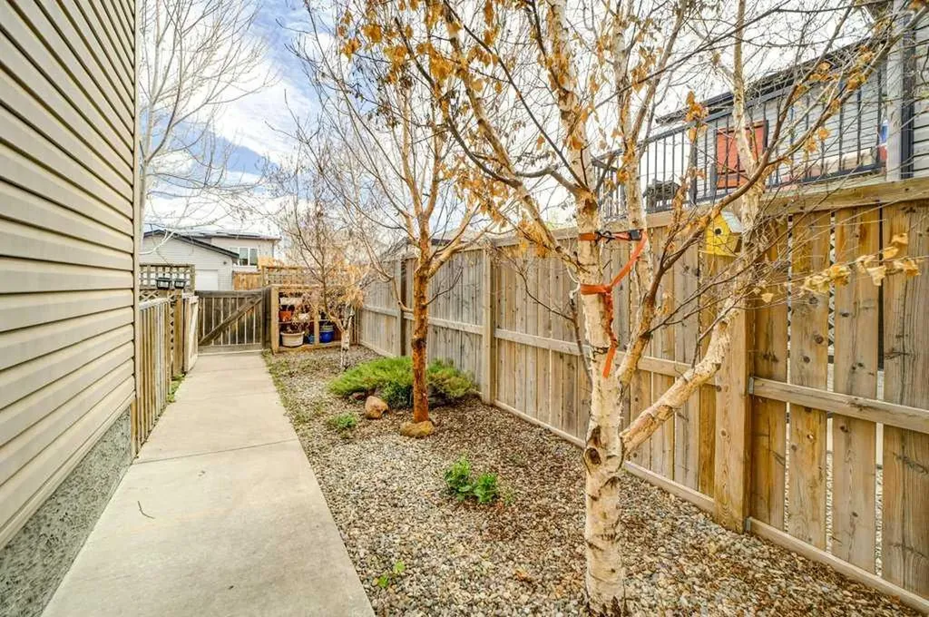 121 Mt Sundance Crescent W Lethbridge AB T1J 0L4