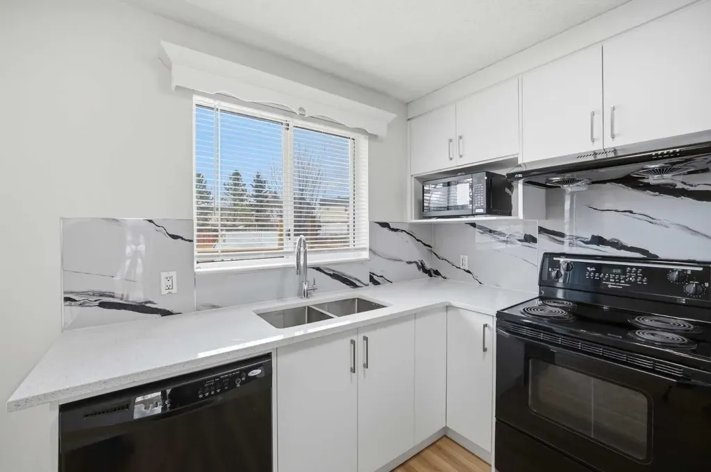 6016 Martingrove Road NE Calgary AB T3J 2M8