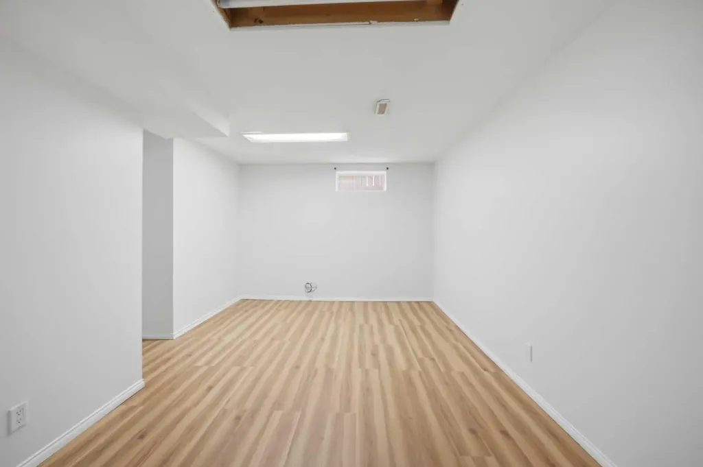 6016 Martingrove Road NE Calgary AB T3J 2M8
