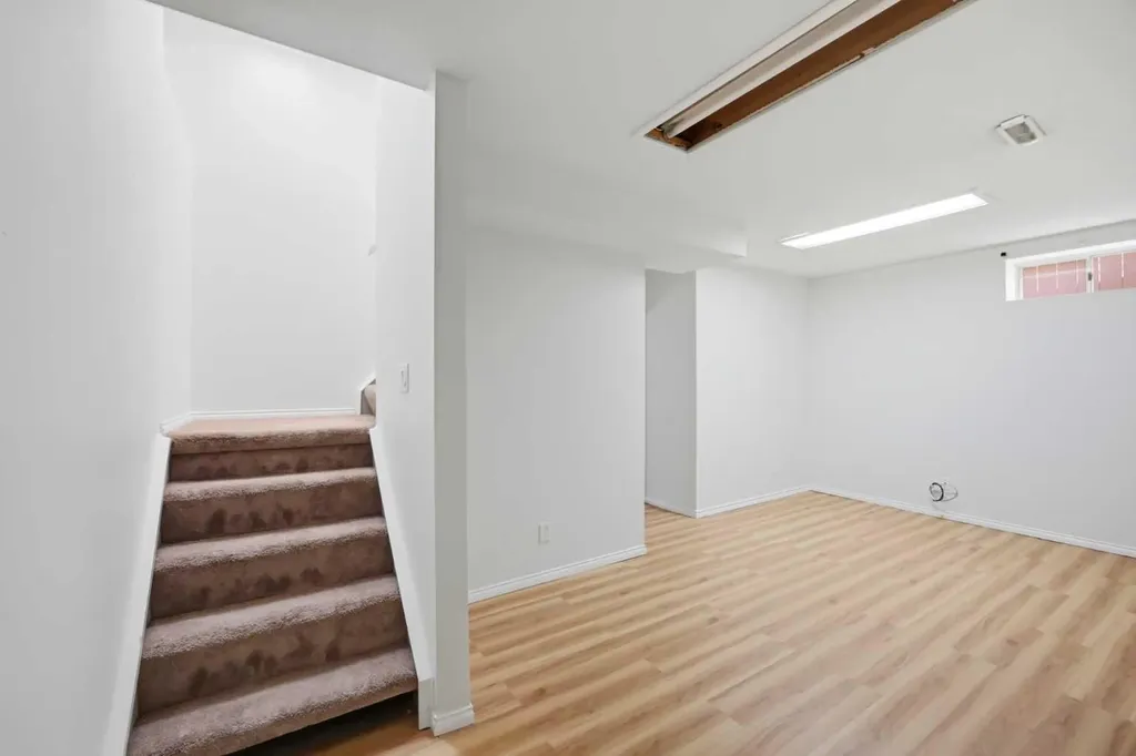 6016 Martingrove Road NE Calgary AB T3J 2M8