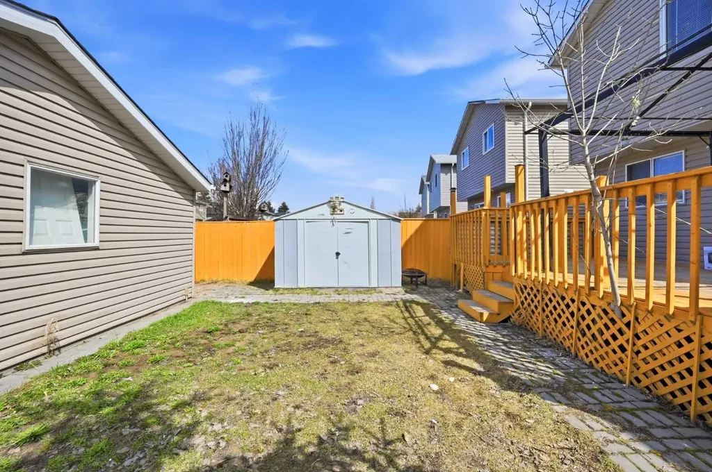 6016 Martingrove Road NE Calgary AB T3J 2M8