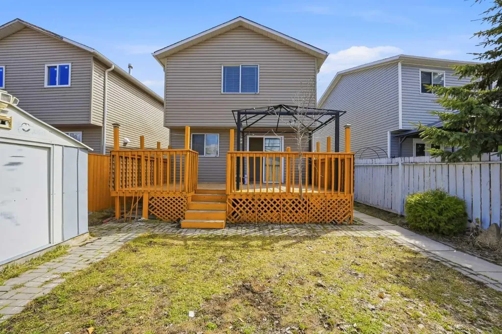 6016 Martingrove Road NE Calgary AB T3J 2M8