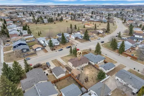 20 Caledonia Drive Leduc AB T9E 6C6