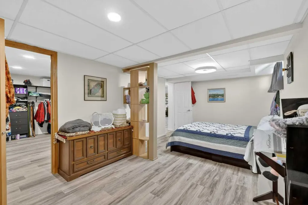 4366 54a Avenue Close Innisfail AB T4G 1X5