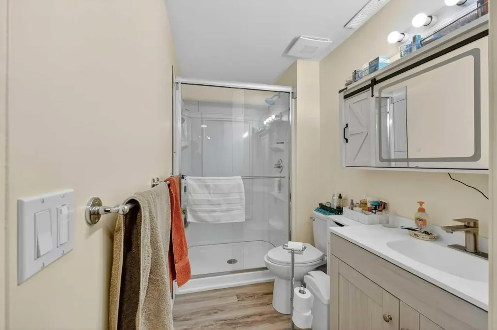 4366 54a Avenue Close Innisfail AB T4G 1X5