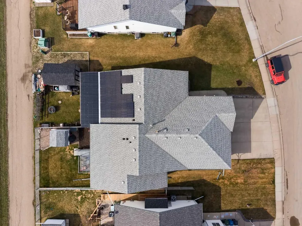 4366 54a Avenue Close Innisfail AB T4G 1X5