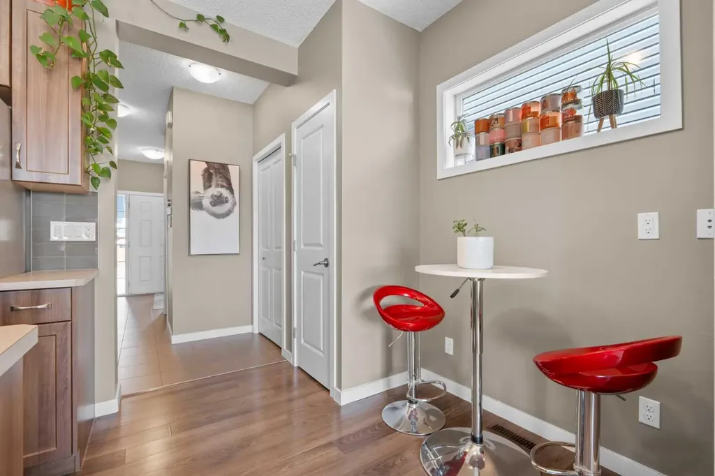 534 River Heights Crescent Cochrane AB T4C 0T8