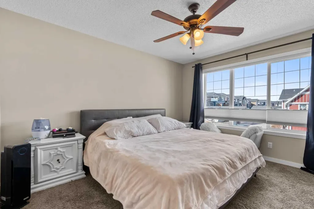 534 River Heights Crescent Cochrane AB T4C 0T8