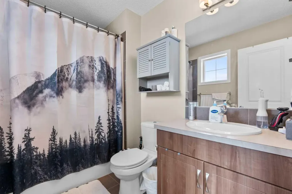 534 River Heights Crescent Cochrane AB T4C 0T8