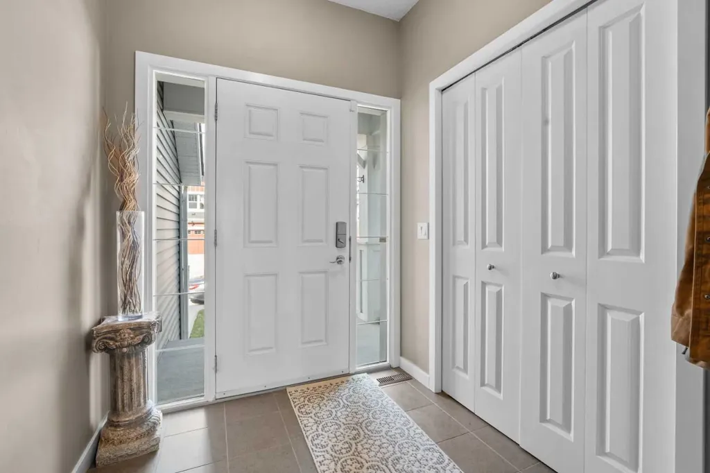 534 River Heights Crescent Cochrane AB T4C 0T8