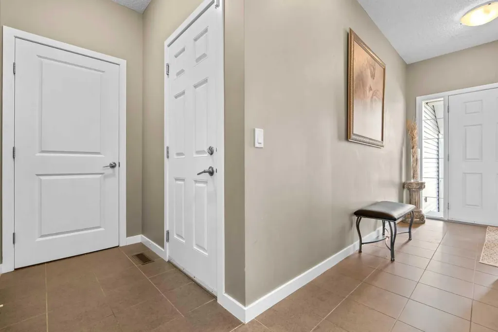 534 River Heights Crescent Cochrane AB T4C 0T8