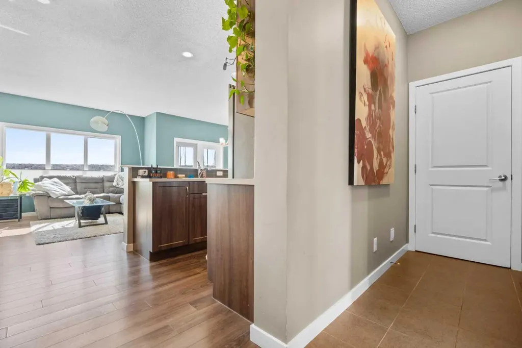 534 River Heights Crescent Cochrane AB T4C 0T8