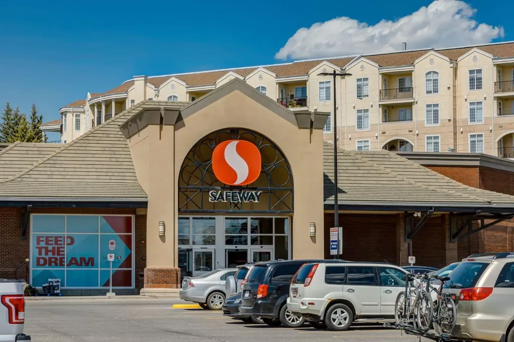 3519 49 Street NW Calgary AB T3A 2C7