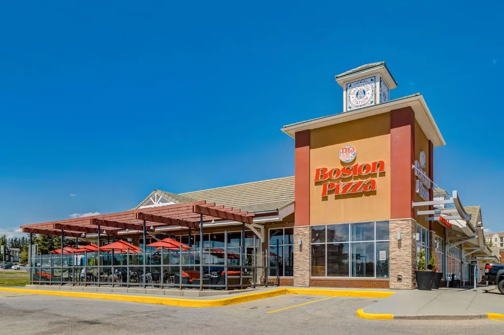 3519 49 Street NW Calgary AB T3A 2C7