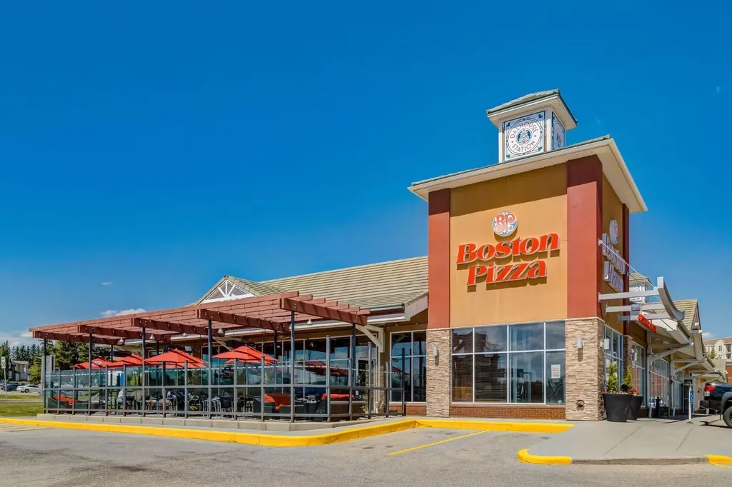 3519 49 Street NW Calgary AB T3A 2C7