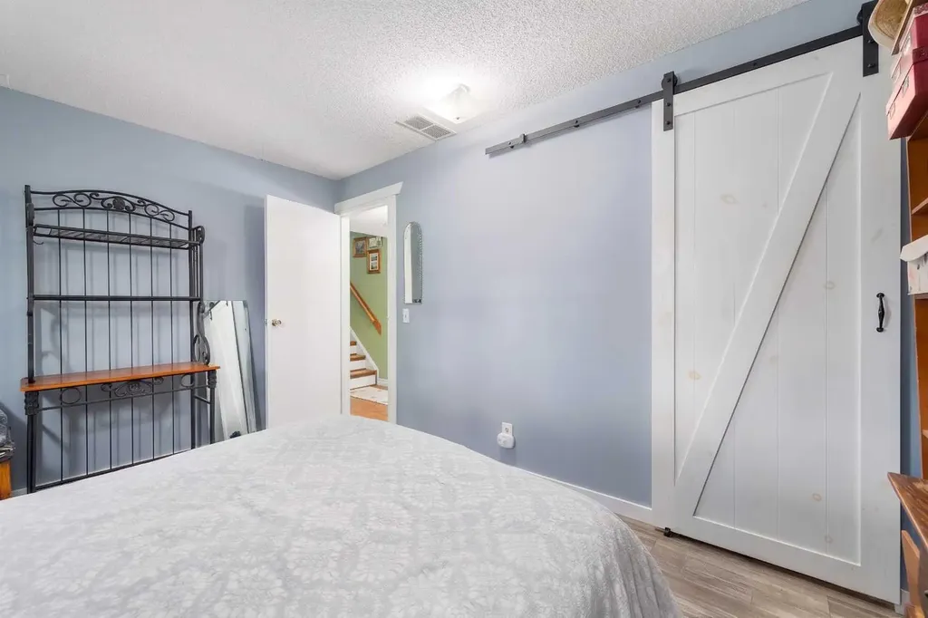 11010 Bonaventure Drive SE Calgary AB T2J3A8
