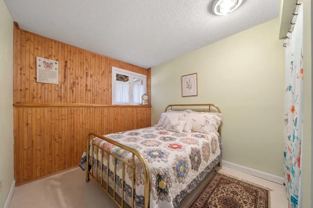 11010 Bonaventure Drive SE Calgary AB T2J3A8