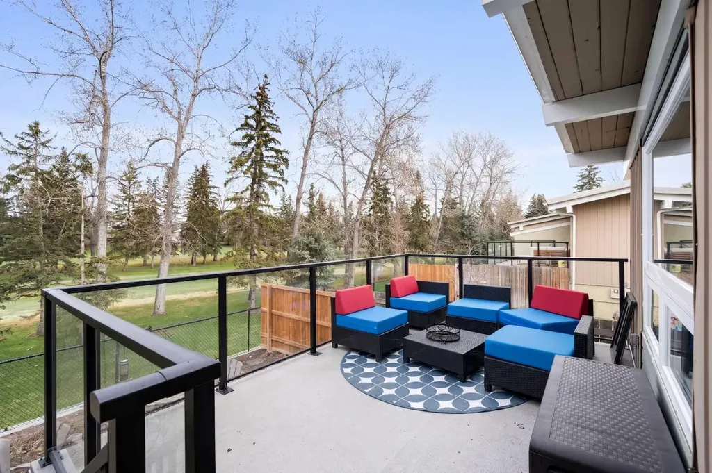 11010 Bonaventure Drive SE Calgary AB T2J3A8