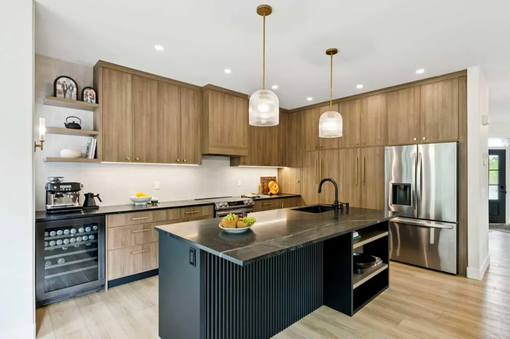 15 Valley Stream Manor NW Calgary AB T3B5V9
