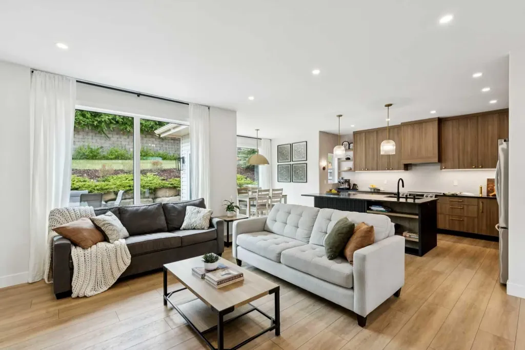 15 Valley Stream Manor NW Calgary AB T3B5V9