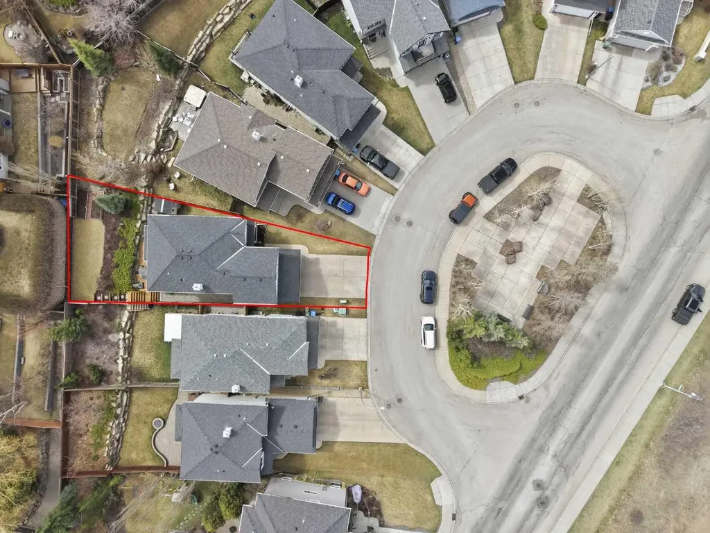 15 Valley Stream Manor NW Calgary AB T3B5V9