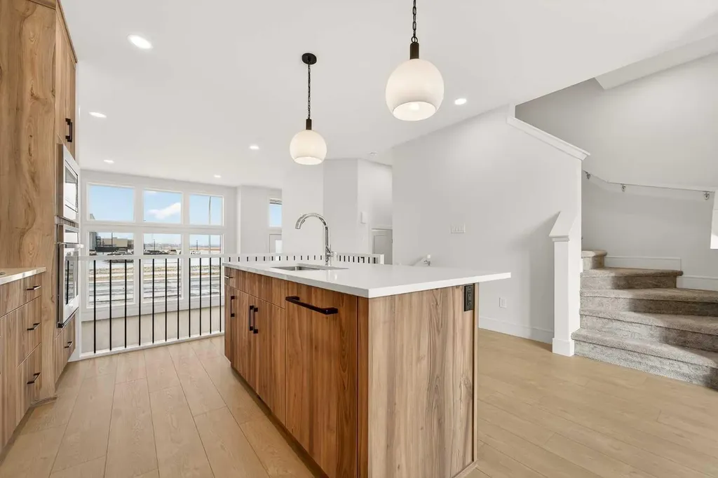 2533 16 Avenue Coaldale AB T1M 0G7