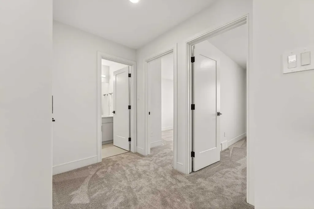 2533 16 Avenue Coaldale AB T1M 0G7