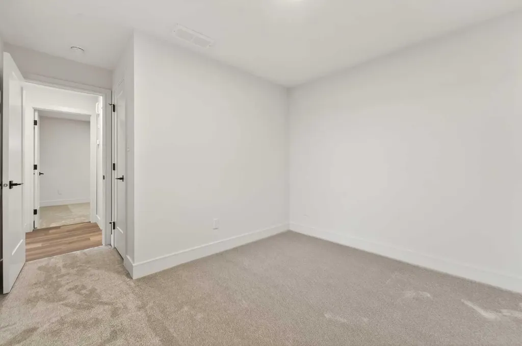 2533 16 Avenue Coaldale AB T1M 0G7