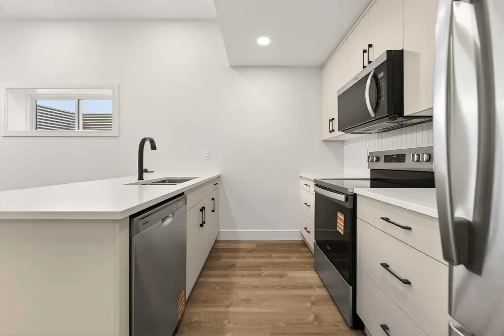 2533 16 Avenue Coaldale AB T1M 0G7