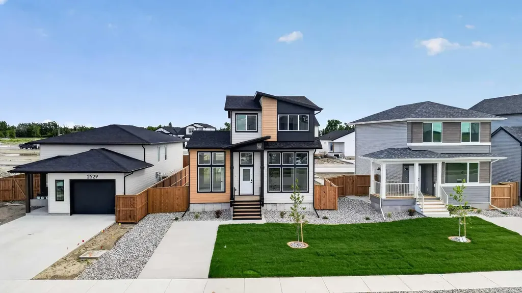 2533 16 Avenue Coaldale AB T1M 0G7