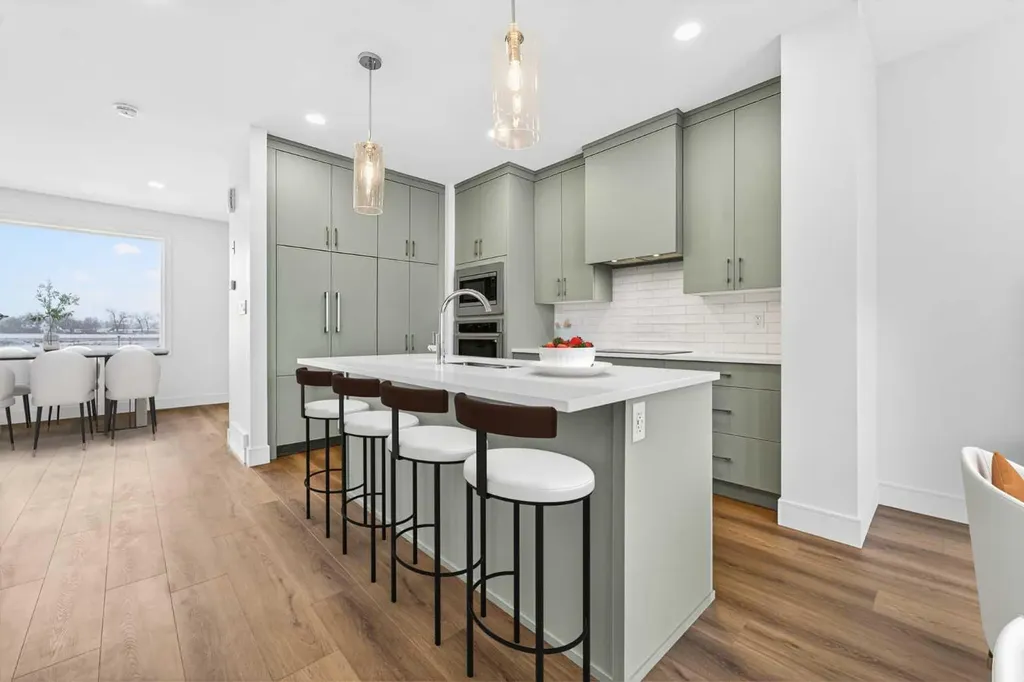 2537 16 Avenue Coaldale AB T1M 0G7