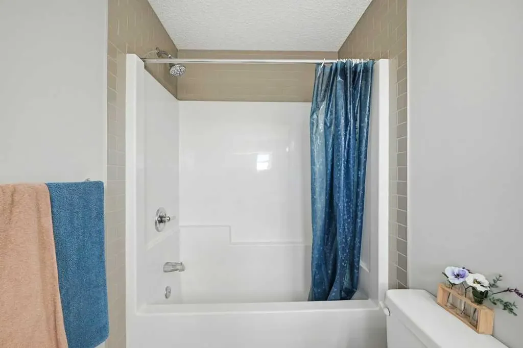 75 Howse Crescent NE Calgary AB T3P 1L4