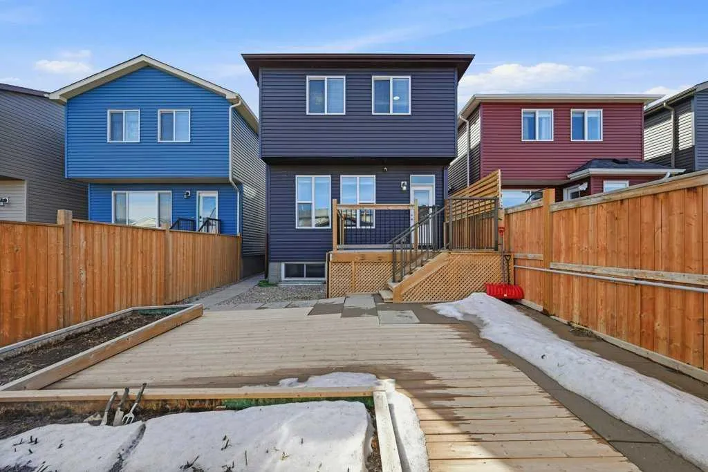 75 Howse Crescent NE Calgary AB T3P 1L4
