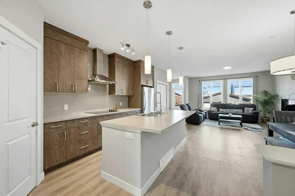 75 Howse Crescent NE Calgary AB T3P 1L4