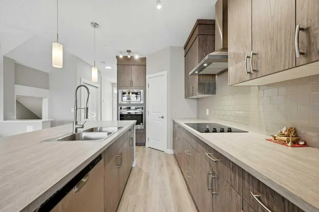 75 Howse Crescent NE Calgary AB T3P 1L4