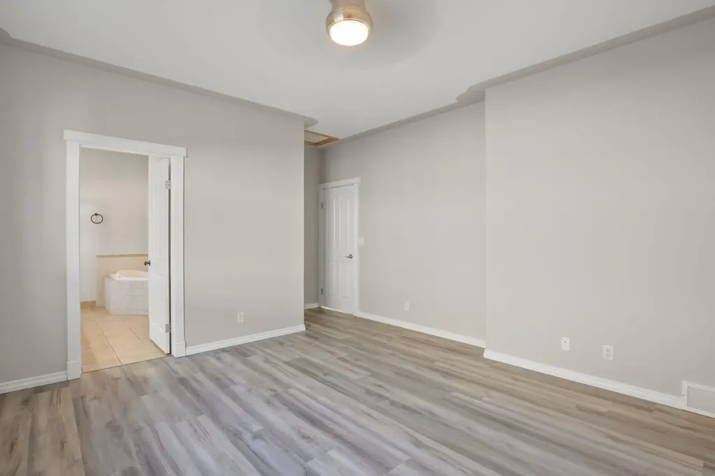 74 Jack Crescent Red Deer AB T4P 0B1